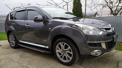 Mitsubishi Outlander 2006-2012 Бічні пороги з алюмінію Bosphorus Grey (2 шт.)