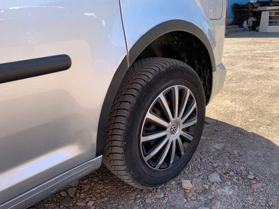 Накладки на арки (матовий чорний) для Volkswagen Caddy 2010-2015 років, коротка база, 2 бічні (метал)