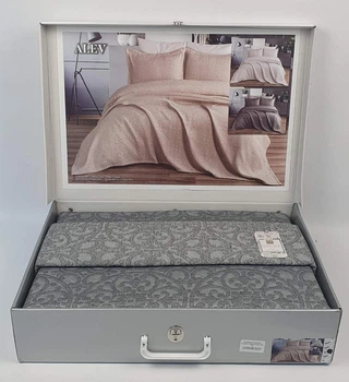 Покрывало Moda Box 240х260 с наволочками Alev Gri