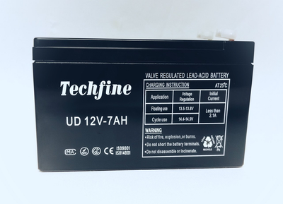 Аккумуляторная батарея Techfine UD12V 7AH