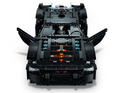 Zestaw klocków LEGO Technic Batman: Batmobil 1360 elementów (42127)