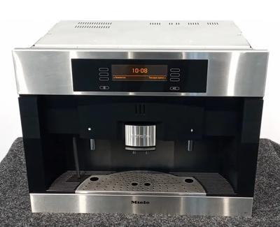 Встраиваемая кофеварка Miele CVA 4080 - Б/У
