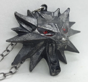 Медальон амулет Ведьмака Волк Геральт Witcher Wolf Necklace Красные Глаза