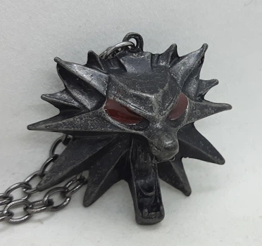 Медальон амулет Ведьмака Волк Геральт Witcher Wolf Necklace Красные Глаза Стиль 2