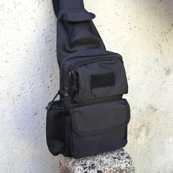 Чоловіча тактична сумка рюкзак METR+ армійська барсетка бананка на одній лямці USB вихід 33х18х10 см