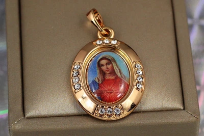 Ладанка Xuping Jewelry овальна діва Марія з камінням кольорова 2.7 см золотиста