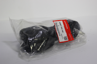 Подушка двигуна нижня Honda (50890SWAA81)