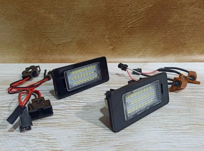 Плафон LED подсветка номера аналог 5N0943021 Фольксваген (Volkswagen) Пассат Б6 Шаран Гольф Туарег Туран