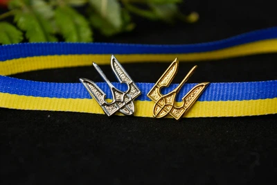 Значок металевий Тризуб контурний герб Україна символ знак VTS