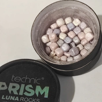 Хайлайтер в кубиках Technic Prism Luna Rocks Highlighter