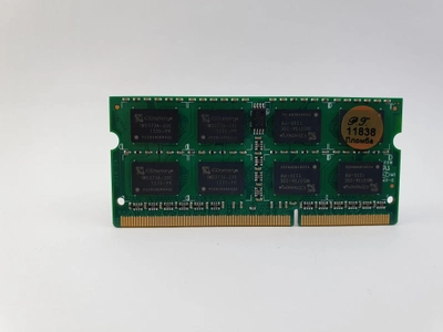 Оперативная память для ноутбука SODIMM ICE DDR3 4Gb 1066MHz PC3-8500S (IM-D204D31066-G04) 11838 Б/У