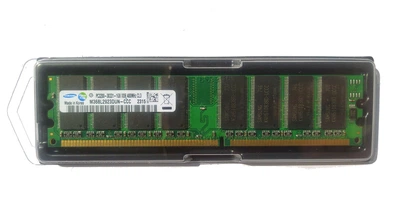 Операвтиная память Samsung DDR1 1GB 400 MHz PC3200 (M368L2923DUN-CCC)