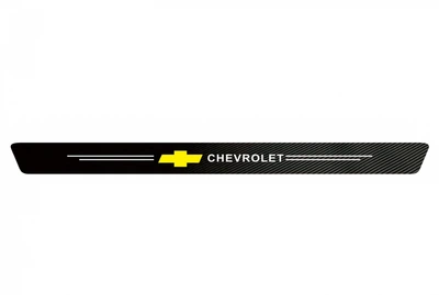 Наклейка на задний бампер карбоновая Chevrolet все модели 90x7см
