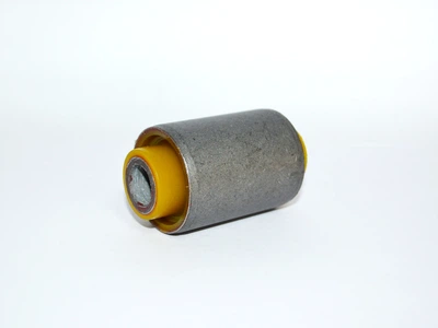 Поліуретановий сайлентблок задньої рейсори Nissan 55045-EB70C v18 Polybush 021104-67660-v18 Poly Bush (02110467660V18)