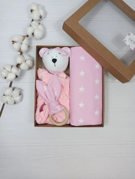 Набор для малыша: пеленка, комфортер, грызкнок a.l.babybox Звезды Розовый