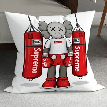 Декоративная подушка KAWS Supreme 40x40 см (k-002)