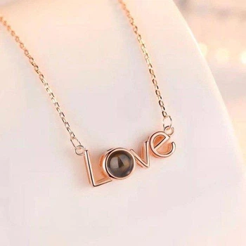 Кулон Love с проекцией "Я тебя люблю" на 100 языках мира Золотистый