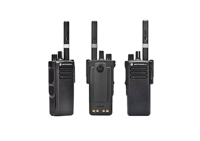 Військова спеціалізована цифрова рація Motorola DP4400e