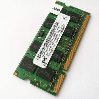 Модуль пам'яті Micron DDR2 2Gb 800 MHz Sodimm (MT16HTF25664HZ-800H1) Б/в