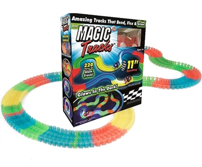Мэджик Трек Magic Tracks пластик 220 деталей с гоночной машинкой (1220MTK00060) TIN66