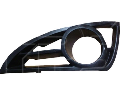 Решетка в бампер AVTM Geely MK 06-11 правая под ПТФ Джили МК АМ0038595