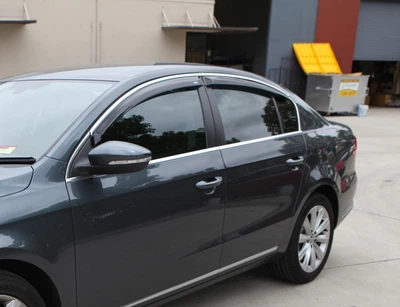 Дефлекторы окон ветровики Volkswagen Passat B7 SD 05-15 с хром молдингом HIC Фольксваген Пассат Б7 АМ00023611