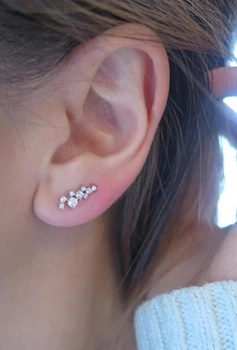Срібні сережки-клаймбери з камінням (АРТ. №679) Dadiverin Jewelry