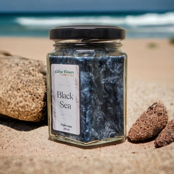 Серая свеча Black Sea из пальмового воска Liliya Flowers(0262)