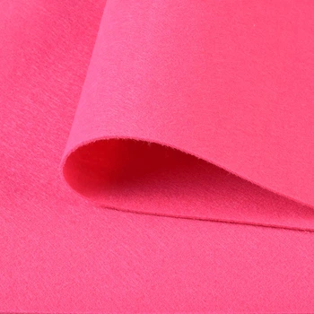 Фетр для рукоделия 1,5мм розовый яркий, ш.150 (20109.011)