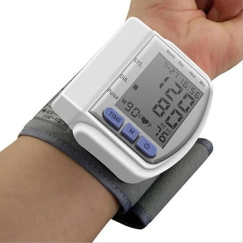 Тонометр Automatic Blood Pressure Monitort на запястье 7.2х27.5см (IS33)