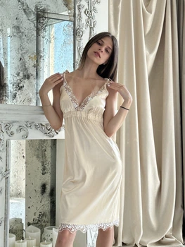 Нічна сорочка жіноча з атласу та мережива Felisiya Lingerie Золотистий 40-з XL (2000000607016)