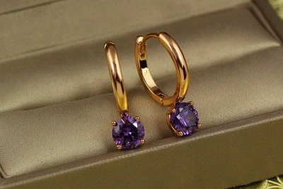 Сережки Xuping Jewelry кільце з фіолетовим каменем 2.1 см золотисті