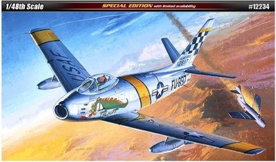 Пластикова модель Academy Hobby Models U.S. Air Force F-86F The Huff (8809258926818)