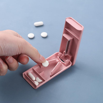 Карманный резак делитель для таблеток, нож для таблеток Розовый