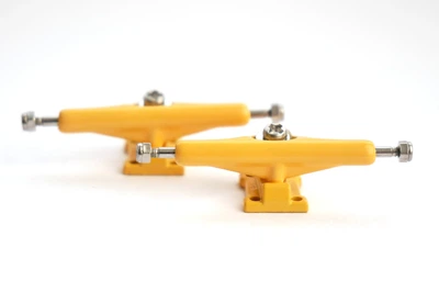 Подвески для фингерборда Just Skate FB V2 PRO Revers Kingpin Yellow 34 мм