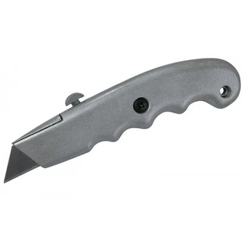 Нож трапеция металлический ЭРГО MASTERTOOL GM (17-0141)