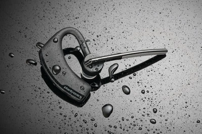 Bluetooth-гарнитура Plantronics Voyager Legend стандарт без зарядного чехла