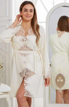 Халат женский с тапочками и полотенцем Arya. Batik белый-S/M