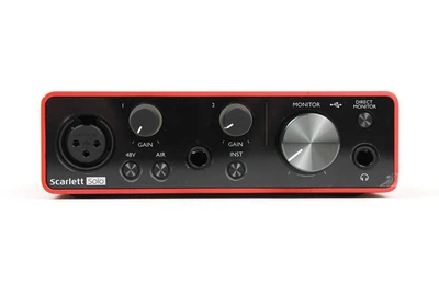 Аудиоинтерфейс Focusrite Scarlett Solo 3rd Gen