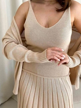Топ жіночий ARTKNIT Joy S Бежевий (4823093445901)