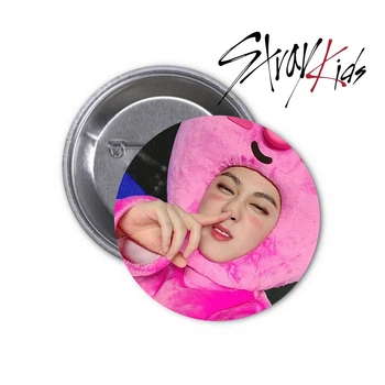 Значок Stray Kids SKZ #19