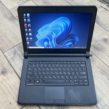Ноутбук DELL Latitude 3340 - 13.3` 1366х768| i3-4005U|RAM 8GB| SSD 240GB|АКБ 4 години Б\У
