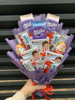 Букет из Киндеров для девочки - купить сладкий букет из шоколада Киндер в Екатеринбурге