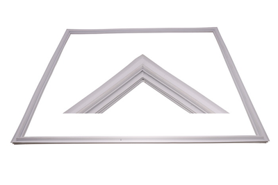Уплотнитель для холодильника Ariston, Indesit C00114661 (542*704 мм)