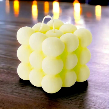 Ароматизована свічка Your Candles Bubbles з ароматом Диня