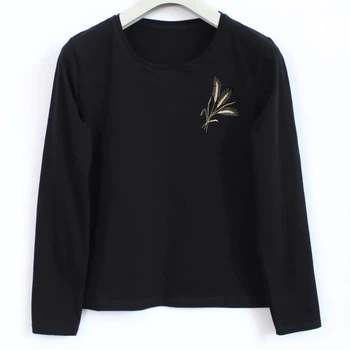 Жіночий реглан з вишивкою Ladan Колоски 52 Чорний (FW1-KOLOSKYCHORNA)