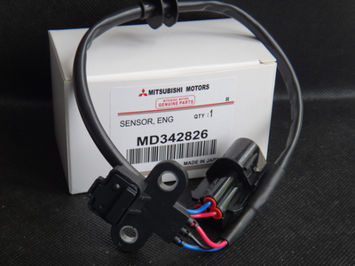 Датчик положения оборотов коленвала Mitsubishi MD342826