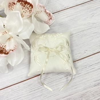 Подушечка для крестика Анастасия ivory