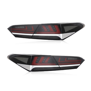 Задние светодиодные LED фонари (фары) оптика тюнинг на Toyota Camry v70 2018+ (черная дымка)