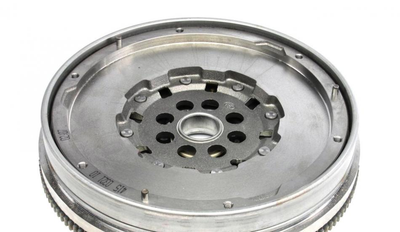 Маховик LuK 415032110 Mitsubishi Outlander 0532R9, 0532S5, 9664024980